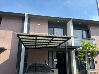 Dijual Cepat Rumah 2 Lantai Siap Huni Full Furnished di Park Serpong