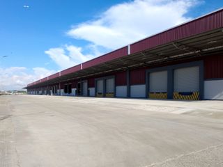 Disewakaan Gudang Full Loading Dock Jakarta Depan Akses TOL PIK 2