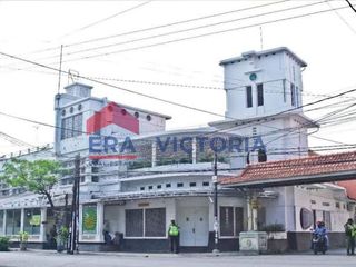 Ruang Usaha 3 lantai di Payaman Nganjuk
