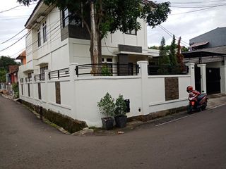 rumah bagus siap huni bebas banjir jalan lebar dekat 2 intu tol