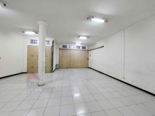 Ruko strategis Kurdi Inhoftank , area ramai