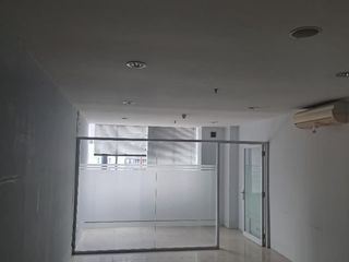 Ruang Kantor di Epiwalk Epicentrum Kuningan