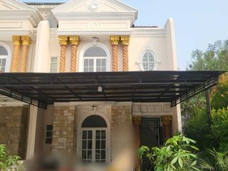 DIJUAL RUMAH CANTIK HADAP KONDISI FURNISH TERMURAH DI ANGEL RESIDENCE