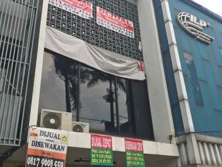 Ruko 3 LT Depan Cinere Mall Siap Pakai di Jl Raya Cinere