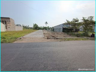 Dekat UMY Jogja, Tanah Tepi Aspal Cocok Untuk Ruko dan Kost