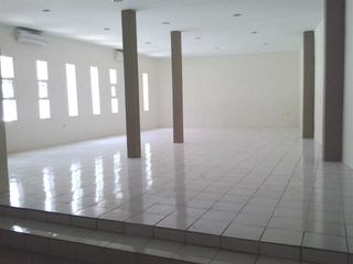 Murah!! Ruko Bagus Luas di jalan Jendral Sudirman, Bandung