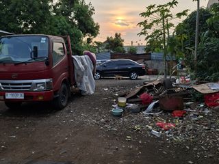 Di jual tanah darat sudah  ada pagar keliling  di pengasinan Bekasi