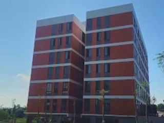 DIJUAL Apartemen Lokasi di tengah Danau, Dilengkapi dngn Padel Court