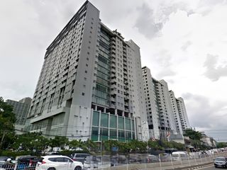 Jual Murah Apartemen Secondary 2BR di Apartemen Menteng Square, Luas 33m², Matraman, Jakarta Timur