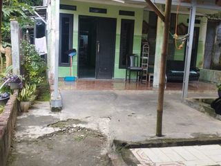 Rumah di Tigaraksa Tangerang Halaman Luas