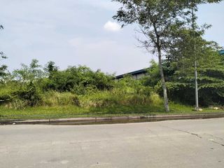 Dijual Kavling 5000 m² Delta Silicon 3 Lippo Cikarang, 3 Juta/m²
