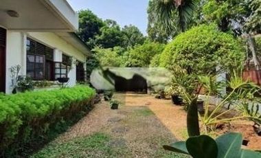 5 Bedroom Rumah Terawat Lokasi Prime Area Menteng - turun harga
