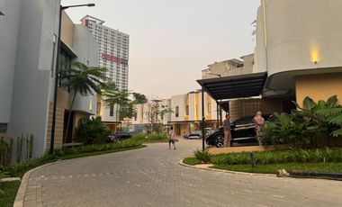 Rumah Modern Smart Home 5 Menit Pintu TOL BSD City  Stasiun KRL