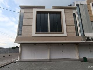 Ruko 2 lantai 1 area dengan Transmart Bandung