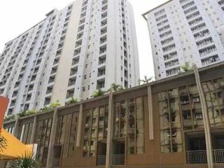 Jual cepat apartemen OAK tower A terdepan lt 42 lt 15
