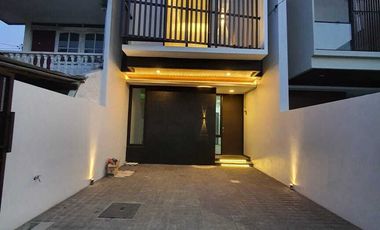 Dijual Rumah 2 Lantai Siap Huni Modern Minimalis Baruk Utara Surabaya