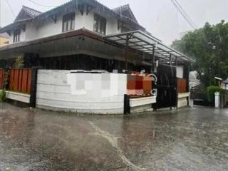 TURUN HARGA LELANG Rumah Murah 2 Lantai siap huni di Jl. Arhanudri III, Bandung