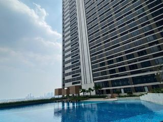 DIJUAL - APARTEMEN COLLINS BOULEVARD TOWER HYDE