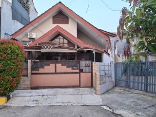 Rumah Asri dan nyaman di Jatiwaringin Pondok Gede Bekasi