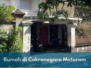 Rumah pinggir jalan di Cakranegara Mataram R389