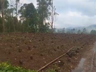 Tanah kebun dekat Wisata Rahong, Riunggunung Pangalengan