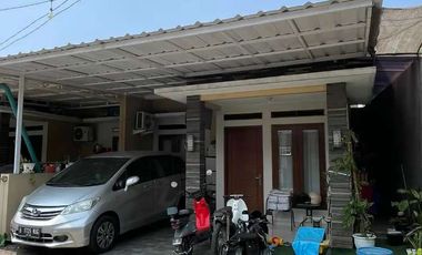 Dijual Rumah Huk Dalam Cluster Dekat Graha Raya