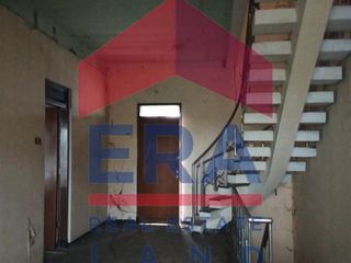 Disewakan Ruko di Jalan Letjen S.Parman, Malang