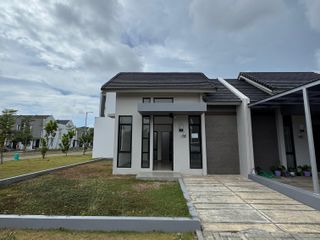 Disewakan rumah Tallasa City cluster Utopia dekat unhas