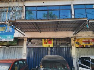 Ruko Strateis, Ex Bank