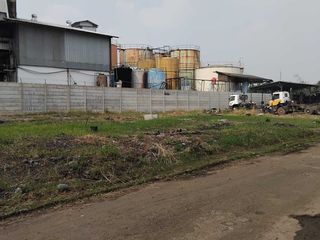Disewakan open yard luas 2000m² Tipar Cakung