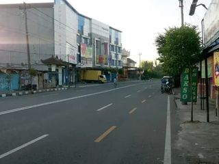 TANAH DIJUAL LOKASI TENGAH KOTA JOGJA LEBAR MUKA 37 METER