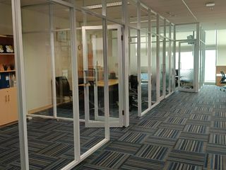 Ruang Unit Kantor 18 Offices Park