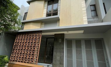 Rumah Rapi Siap Huni di BSD