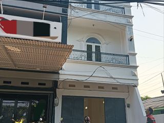 Disewakan Ruko Jalan Raya Juanda Depok Pancoran Mas 3 Lantai