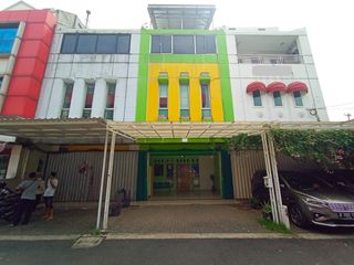 Ruko di Radio Dalam Gandaria Utara Lokasi Sangat Strategis