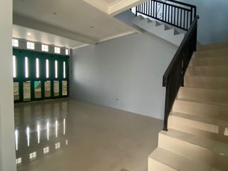 Cijerah, Bandung Ruko 2 Lantai Bagus Siap Pakai