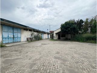 Gudang di Mainroad Kiaracondong Bandung siap pakai