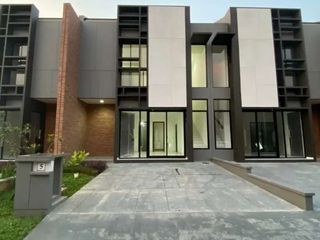 Rumah Siap Huni Alam Signature Suvarna Cikupa Tangerang