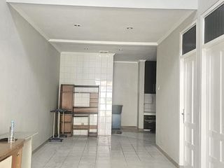 Rumah di Citra 3, Hadap Timur, 3 Kamar Tidur