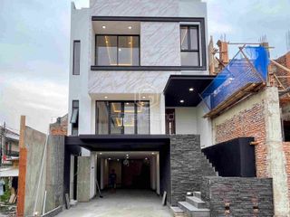 Rumah Baru Private Pool Dalam Komplek Dekat Akses Cilandak Jakarta Selatan