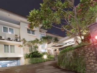 Dijual bangunan komersil hotel dan apartement di antasari