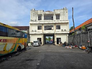 Gedung Kantor Komersil Raya Kuta Bali