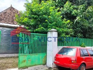 Rumah DISEWAKAN diBanjaran Kediri Cocok untuk cafe, kantor distributor