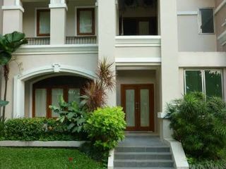 Termurah Lux Garden Mansion Waterplace Pakuwon Indah Surabaya