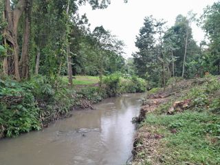 Tanah los sungai yg berlokasi di buduk Tumbakbayuh