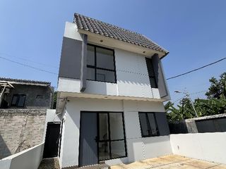 RUMAH FAMILY TERNYAMAN! DKT KRANGGAN AKSES MUDAH BEBAS BANJIR