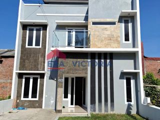 Rumah DIJUAL di Bella Mansion Kediri Suasana Tenang dan Aman