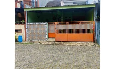Jual cepat rumah di Curug, dibawah harga pasar, Lokasi strategis.