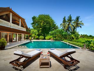 Leasehold - A Tranquil 4-Bedroom Sanctuary with Stunning Sunset Views