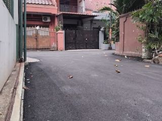 RUMAH LOKASI  STRATEGIS DIRAWASARI JAKARTA PUSAT